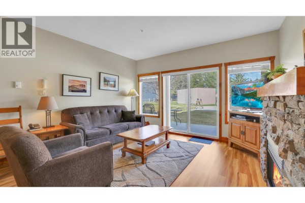 Living room - 701 14a Crescent Unit# 111h, Invermere, BC V0A1K0 Photo 5