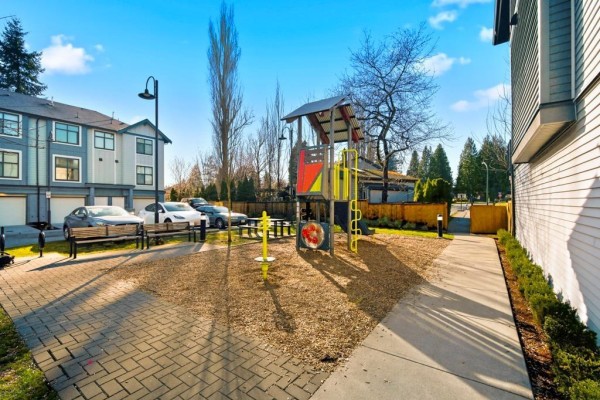 701 2267 Mckenzie Road, Abbotsford, BC V2S0M9 Photo 4