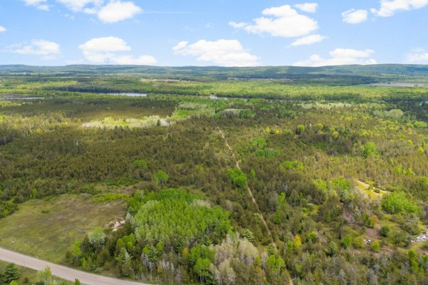 701 Ch. Des Outaouais, L Ile Du Grand Calumet, QC, photo 3