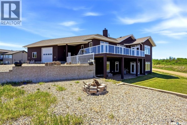 Living room - 701 Saskatoon Drive, Katepwa Beach, SK S0G2Y0 Photo 3