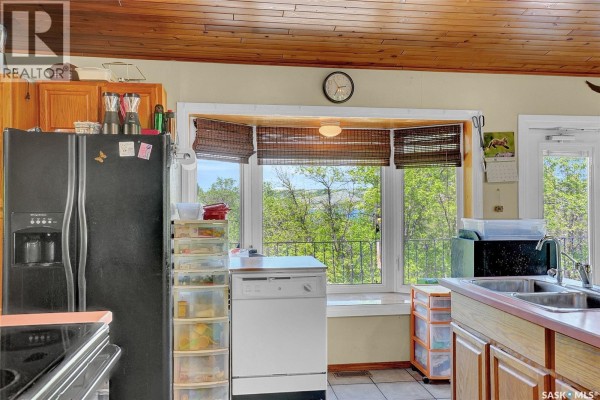 Kitchen - 701 Tatanka Drive, Buffalo Pound Lake, SK S6H0H0 Photo 4