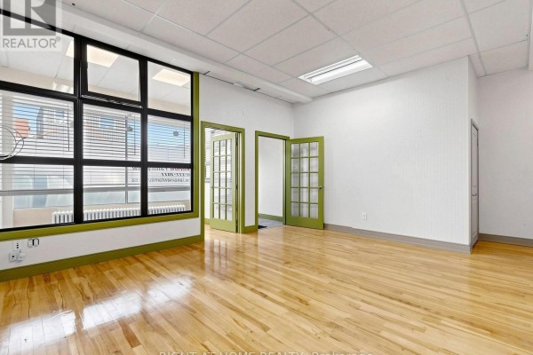701 The Queensway Avenue, Toronto, ON, photo 3