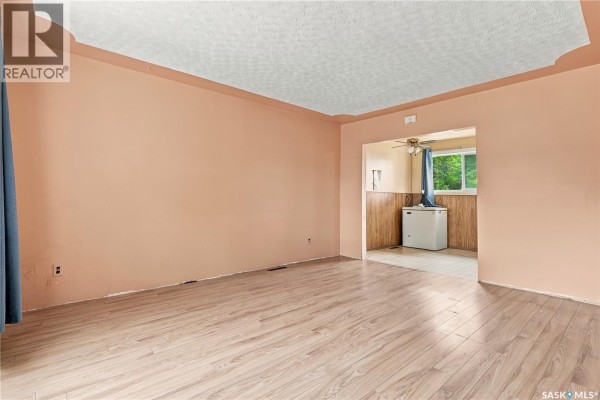 Kitchen - 701 Y Avenue N, Saskatoon, SK S7L3L3 Photo 3