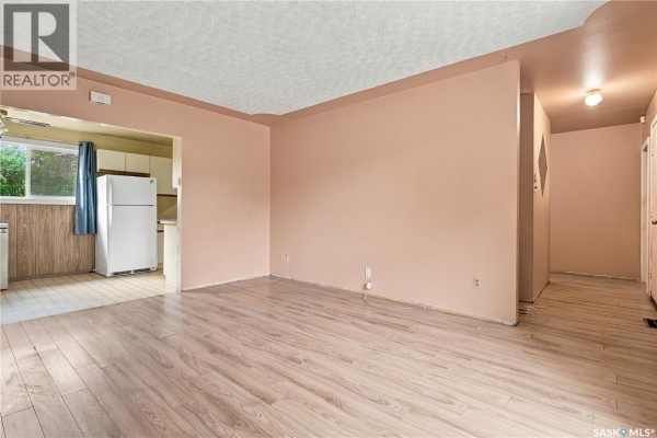 Laundry room - 701 Y Avenue N, Saskatoon, SK S7L3L3 Photo 4