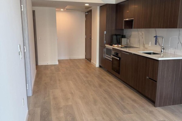 702 - 1 Concord Cityplace Way, Toronto, ON M5V0X3 Photo 4