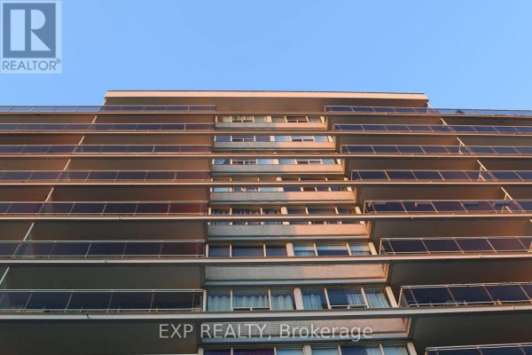 702 - 160 Balmoral Avenue, Toronto