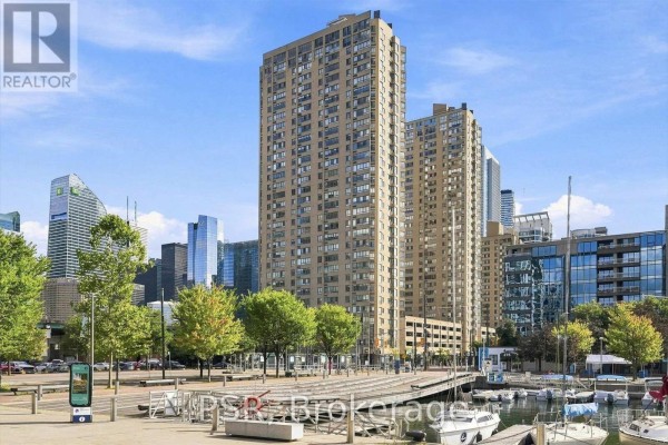 702 - 270 Queens Quay W, Toronto, ON, photo 3