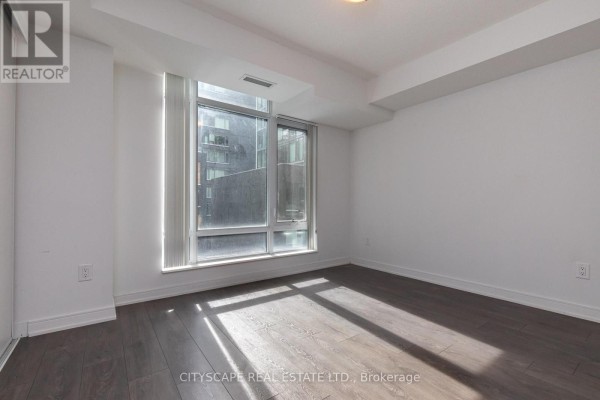 Bedroom - 702 - 525 Adelaide Street W, Toronto, ON M5V1T6 Photo 5