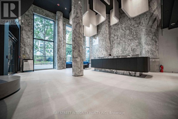 Kitchen - 702 - 91 Montclair Avenue, Toronto, ON M5P0B1 Photo 3