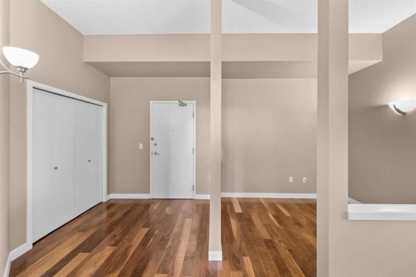 Primary Bedroom - 702 147 Provencher Boulevard, Winnipeg, MB R2H0C9 Photo 3