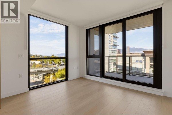 702 1530 W 6th Avenue, Vancouver, BC V6J0J9 Photo 2