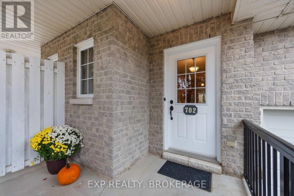 702 Maclean Court, Kingston), ON K7K7L8 Photo 3