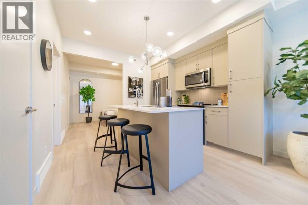 702b, 164 Arbour Lake Court Nw, Calgary, AB T3G0H6 Photo 5