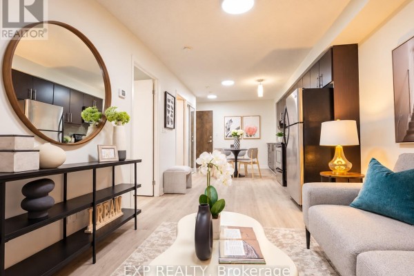 703 - 18 Harbour Street, Toronto, ON M5J2Z6 Photo 5