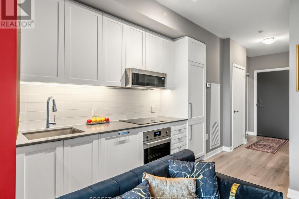 703 - 250 Lawrence Avenue W, Toronto, ON, photo 3