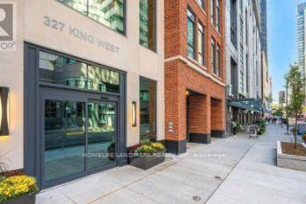 Living room - 703 - 327 King Street W, Toronto, ON M5V0W7 Photo 2