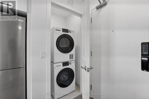 Den - 703 - 461 Green Road, Hamilton, ON L8E0L5 Photo 4