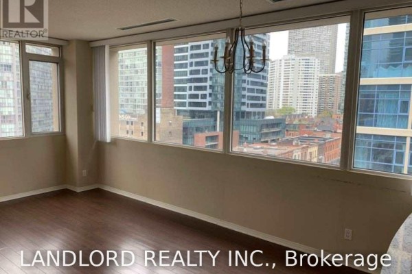 Primary Bedroom - 703 - 555 Yonge Street, Toronto, ON M4Y3A6 Photo 4