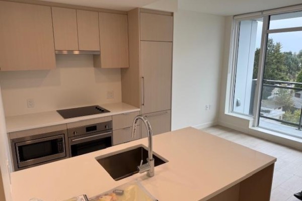 703 13675 107a Avenue, Surrey, BC V3T0X2 Photo 5