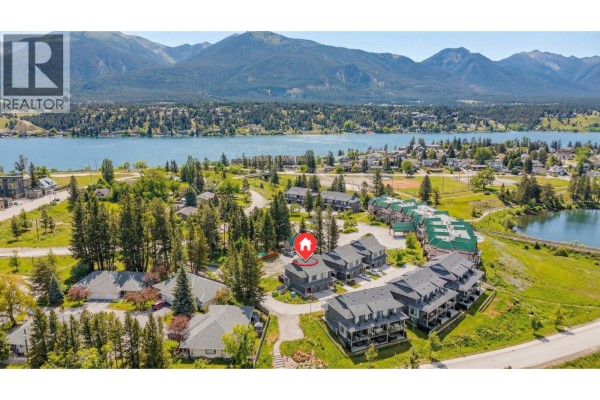 703 15a Crescent Unit# 15, Invermere, BC, photo 3