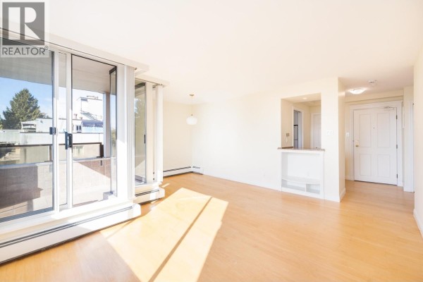 703 1737 Duchess Avenue, West Vancouver, BC V7V1P8 Photo 5