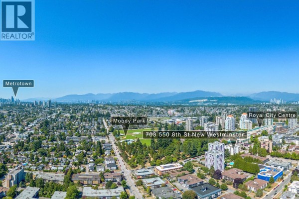 703 550 Eighth Street, New Westminster, BC, photo 2