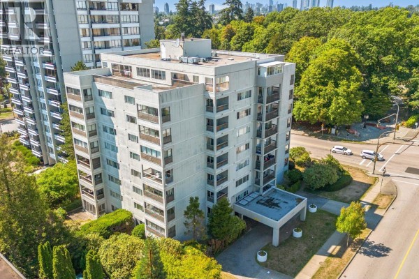 703 550 Eighth Street, New Westminster, BC, photo 3