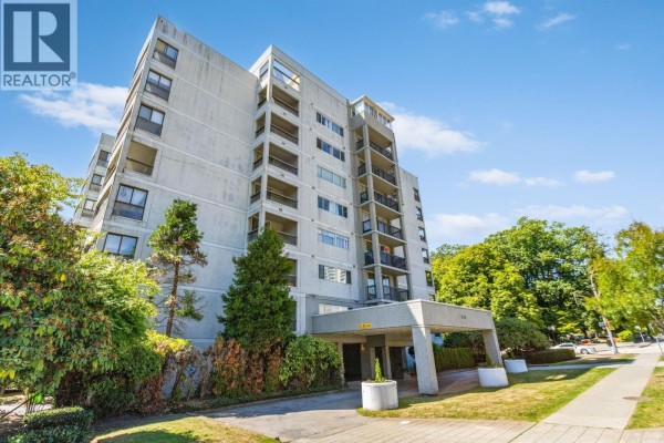 703 550 Eighth Street, New Westminster, BC V3M3R9 Photo 4