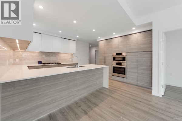 703 660 Quayside Drive, New Westminster, BC V3M0P1 Photo 3