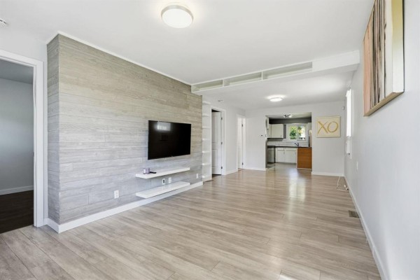 Office - 703 Lorette Avenue, Winnipeg, MB R3M1T7 Photo 5