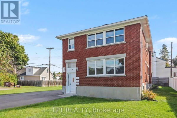 703 Morgan Street, Ottawa, ON, photo 2
