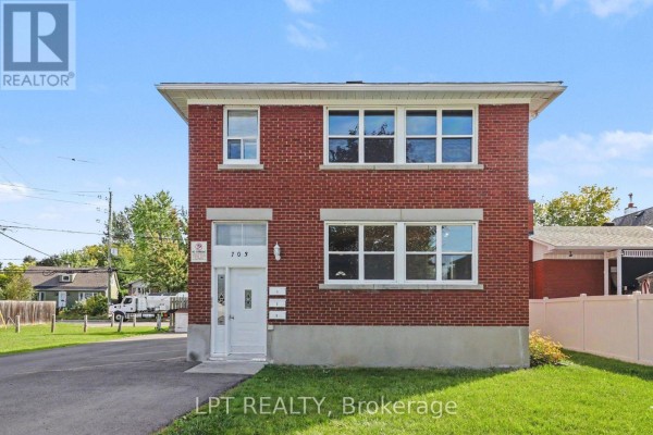 703 Morgan Street, Ottawa, ON, photo 3