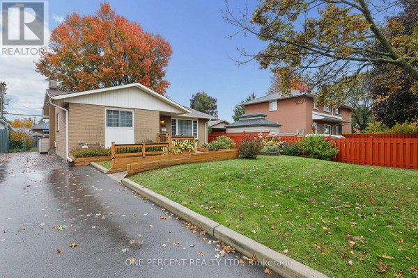 703 Trojan Avenue, Ottawa, ON K1K2P1 Photo 3