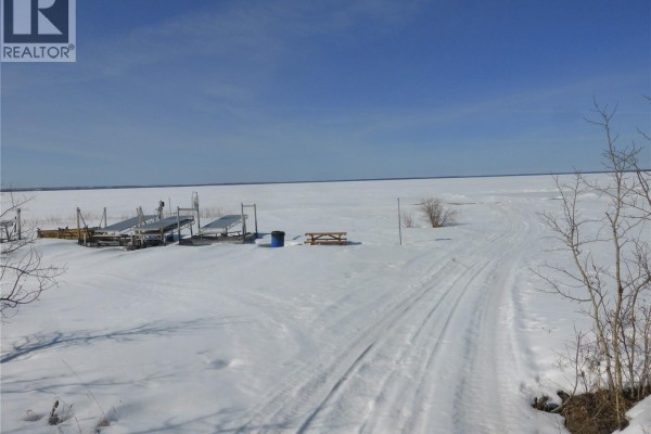 703 Willow Bay, Brightsand Lake, SK S0M0H0 Photo 4
