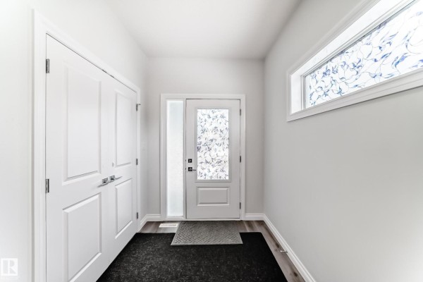 Primary Bedroom - 7035 Chivers Lo Sw, Edmonton, AB T6W3Y7 Photo 4