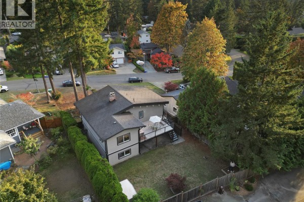 7036 Con-ada Rd, Central Saanich, BC, photo 2