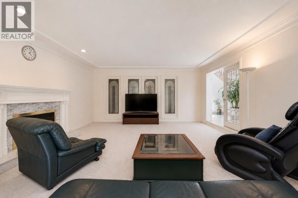 7038 Bridge Street, Richmond, BC V6Y2S7 Photo 5