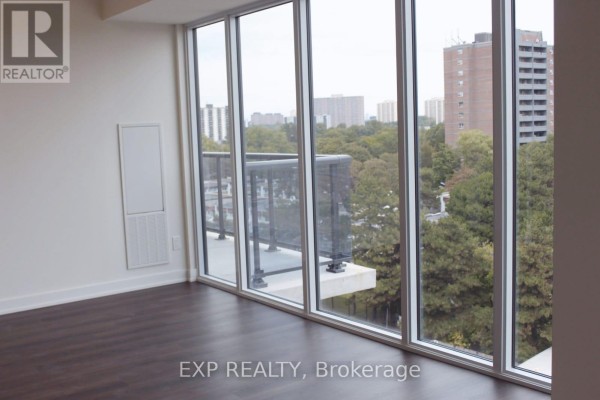 704 - 2825 Jane Street, Toronto, ON M3N0A8 Photo 3