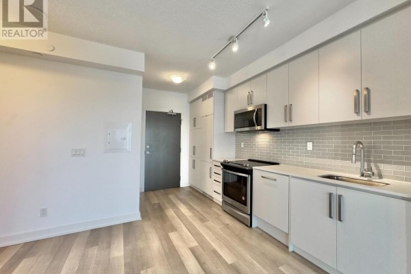 704 - 5180 Yonge Street, Toronto, ON M2N5P6 Photo 3