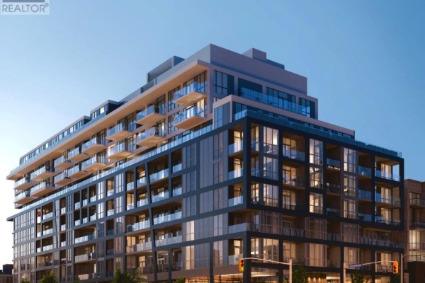 704 - 6 Greenbriar Road, Toronto