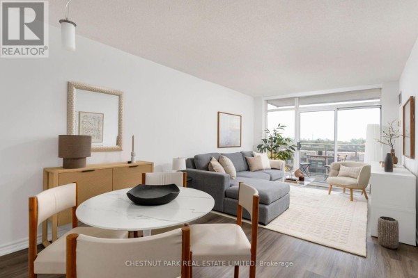 704 - 650 Lawrence Avenue W, Toronto