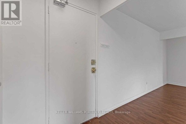 704 - 921 Midland Avenue, Toronto, ON M1K4G2 Photo 4