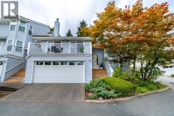 704 1180 Falcon Drive, Coquitlam, BC V3E2K7 Photo 2