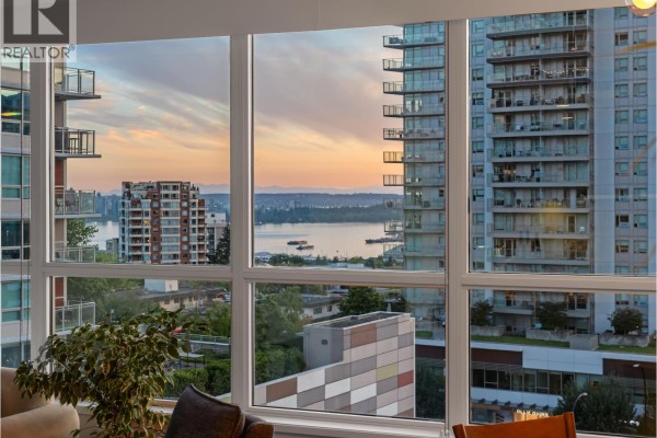 704 125 E 14th Street, North Vancouver, BC V7L0E6 Photo 2