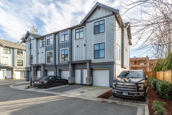 704 2267 Mckenzie Road, Abbotsford, BC V2S0M9 Photo 2