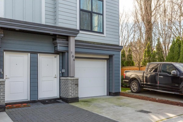 704 2267 Mckenzie Road, Abbotsford, BC V2S0M9 Photo 3