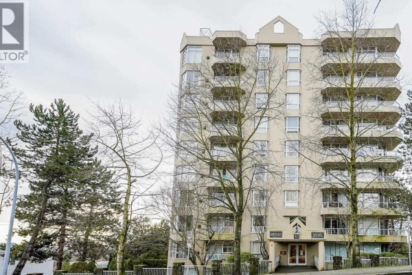 704 412 Twelfth Street, New Westminster