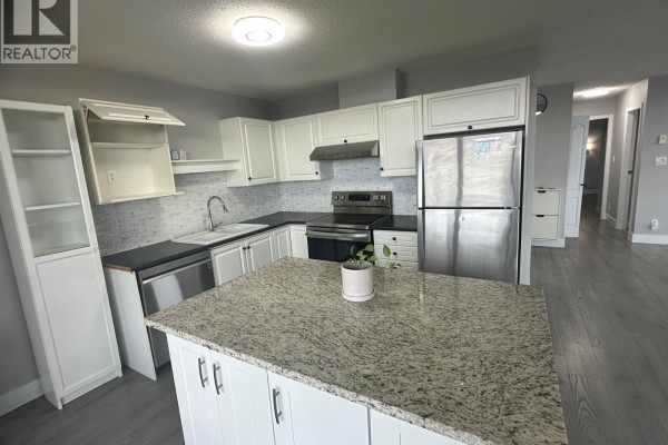 704 412 Twelfth Street, New Westminster, BC V3M6R2 Photo 3