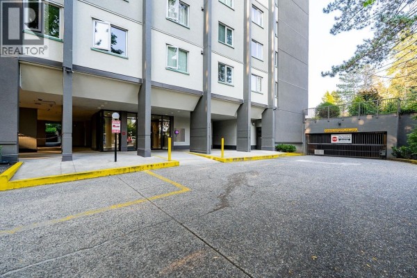 704 9541 Erickson Drive, Burnaby, BC V3J7N8 Photo 5