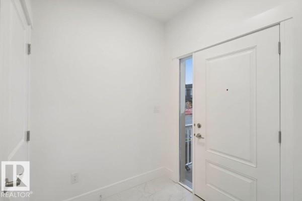 Bedroom 2 - 704 Elderberry Cl Nw Nw, Edmonton, AB T6M3J6 Photo 5